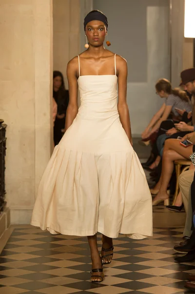 Look 48